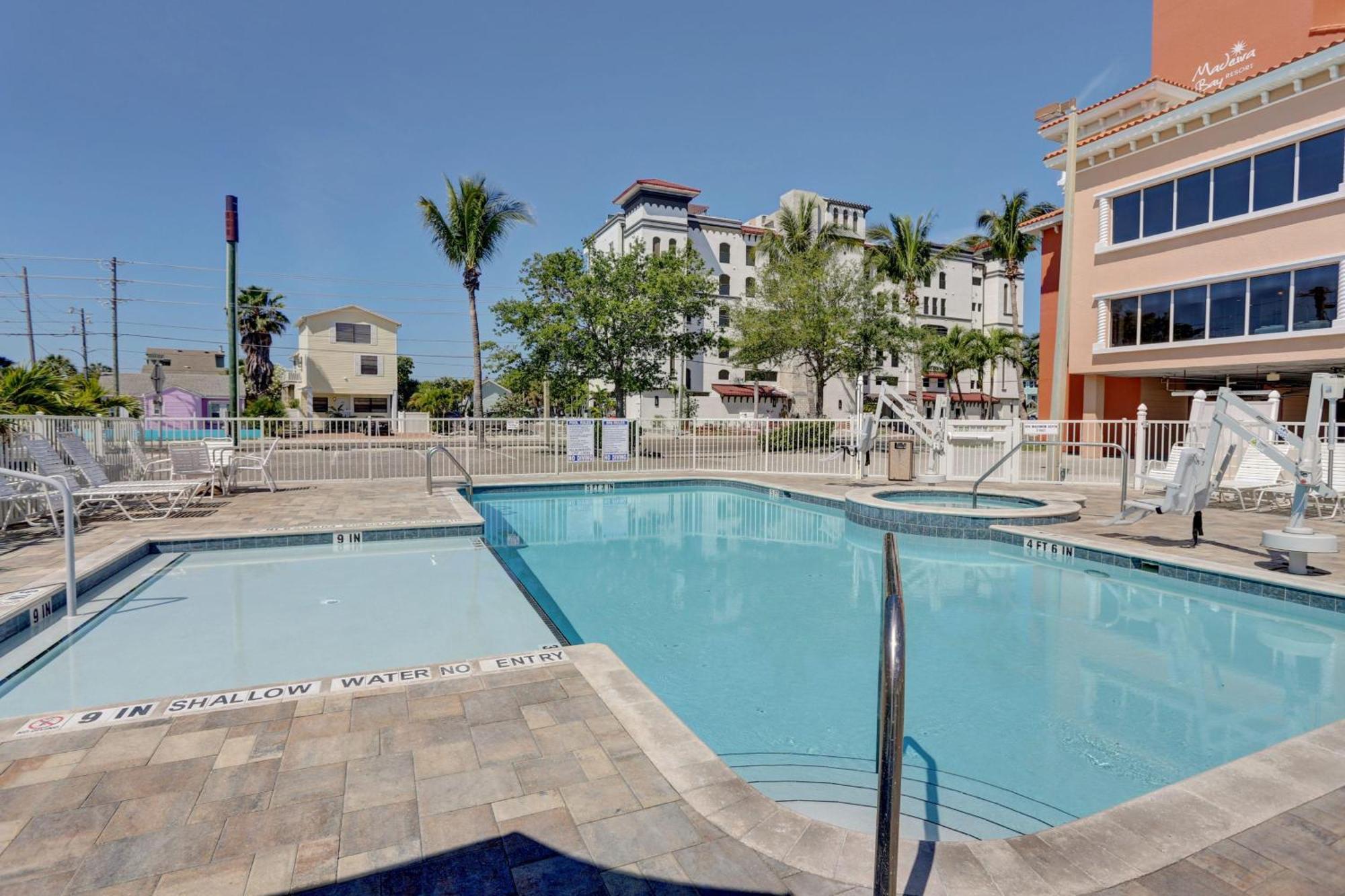Madeira Bay Resort I 1504 เซนต์พีทบีช ภายนอก รูปภาพ